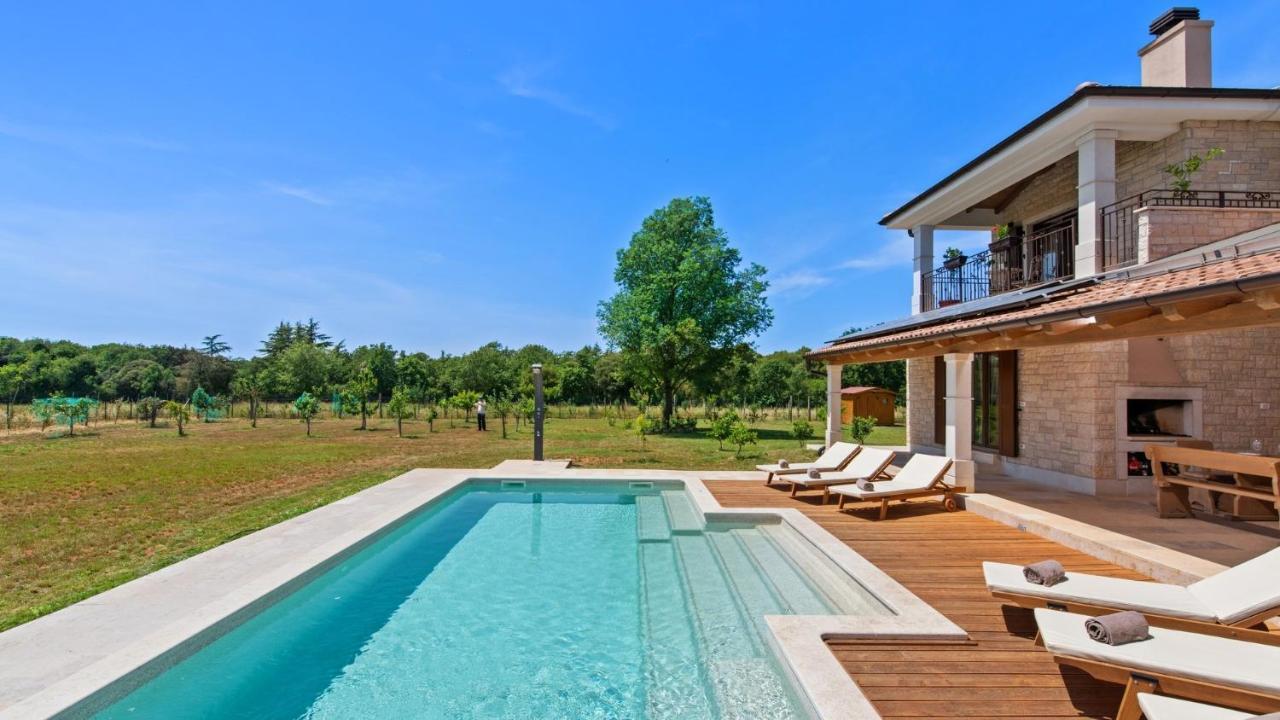 Villa Campagna Galižana Buitenkant foto