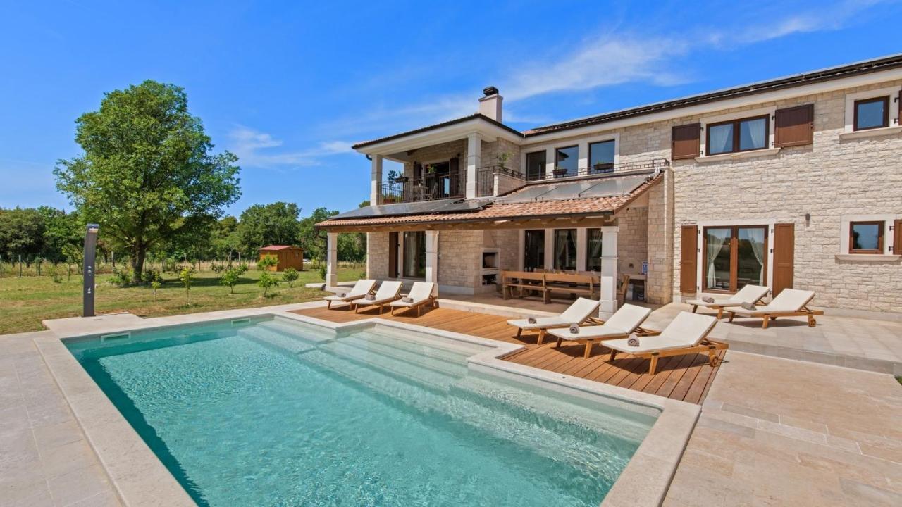 Villa Campagna Galižana Buitenkant foto