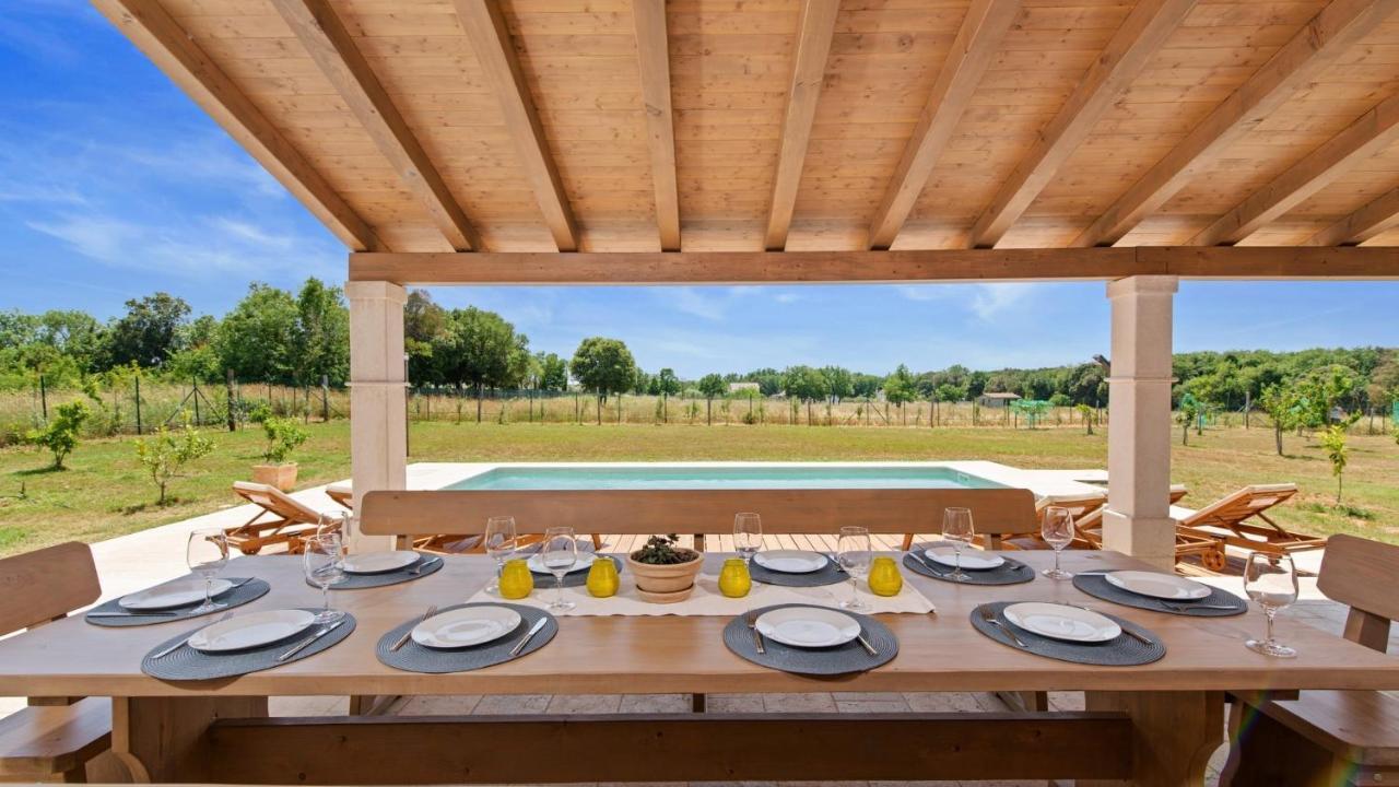 Villa Campagna Galižana Buitenkant foto
